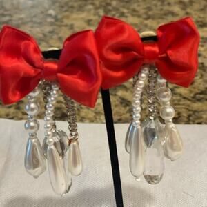 Earrings- Vintage red/white - red bows Pearls rhinestones/4 strands - crystals